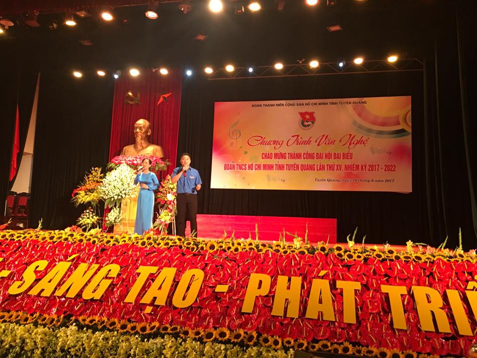 Chùm ảnh: Văn nghệ chào mừng Đại hội và chào mừng thành công Đại hội Đoàn TNCS Hồ Chí Minh tỉnh Tuyên Quang lần thứ VX, Nhiệm kỳ 2017-2022