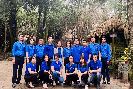 Thành đoàn Tuyên Quang tổ chức hành trình về nguồn tại Khu di tích Quốc gia đặc biệt Tân Trào, huyện Sơn Dương