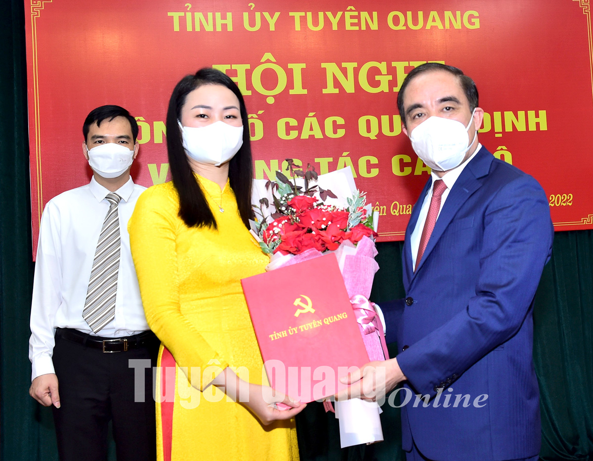 Tỉnh ủy Tuyên Quang tổ chức Hội nghị công bố các quyết định về công tác cán bộ