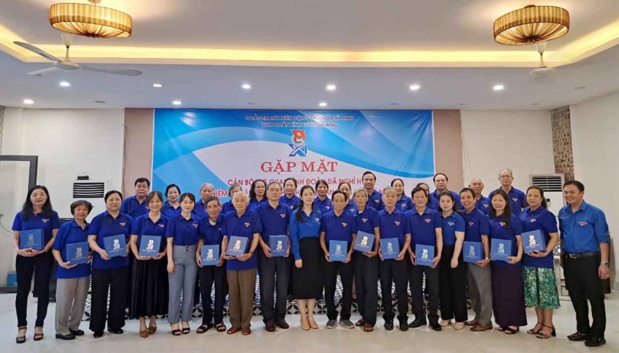 Tỉnh đoàn Tuyên Quang tổ chức gặp mặt Hội Cựu cán bộ cơ quan Tỉnh đoàn đã nghỉ hưu