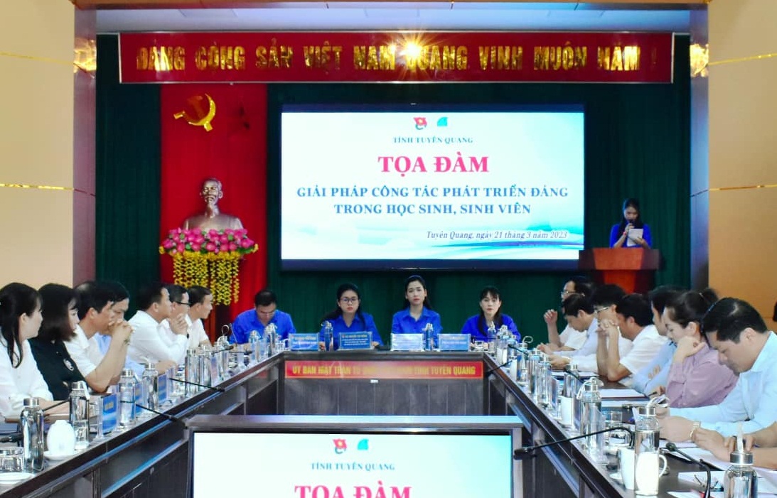 Tuyên Quang: Toạ đàm giải pháp công tác phát triển đảng viên trong học sinh, sinh viên