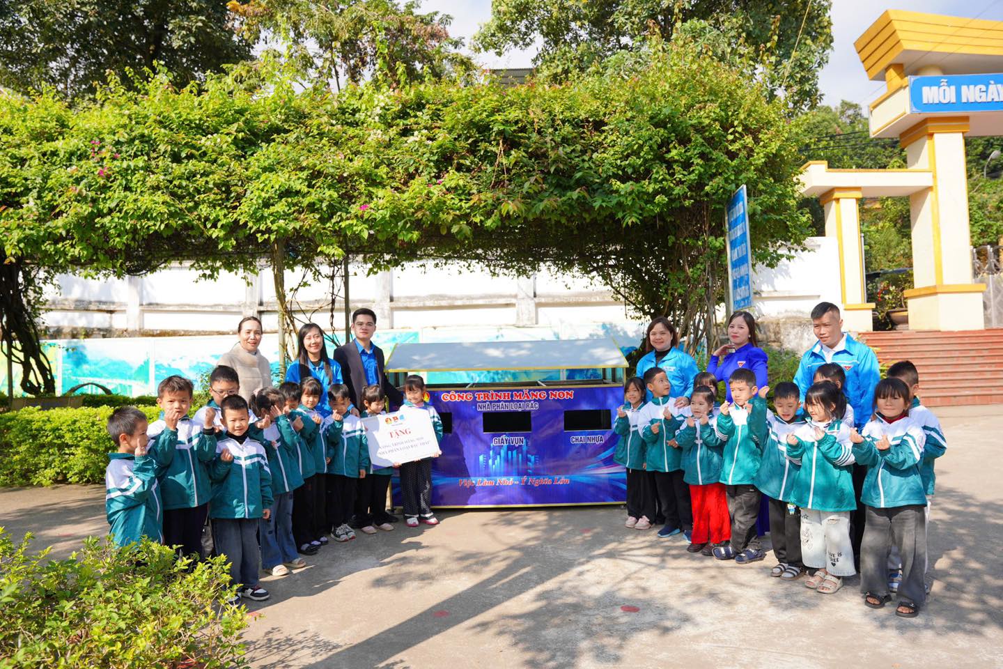 HIỆU QUẢ TỪ VIỆC DUY TRÌ MÔ HÌNH “NGÔI NHÀ XANH” - “NGÔI NHÀ KẾ HOẠCH NHỎ” THAM GIA PHÒNG CHỐNG RÁC THẢI NHỰA