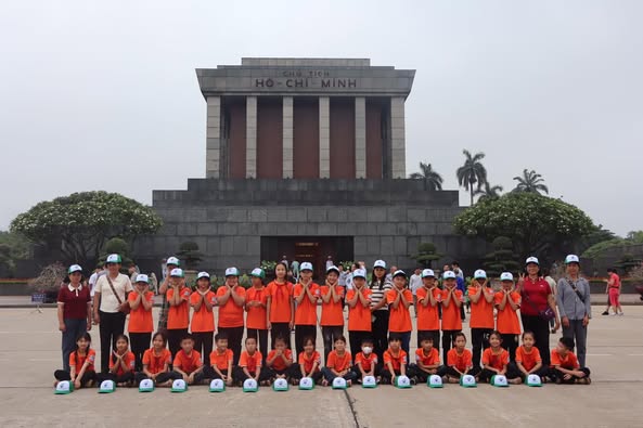 Hội đồng Đội huyện Lâm Bình triển khai cuộc thi video clip hát Quốc ca tại địa chỉ đỏ chủ đề "Em yêu Tổ quốc Việt Nam"